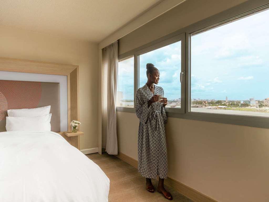 Novotel Abidjan Plateau Номер фото