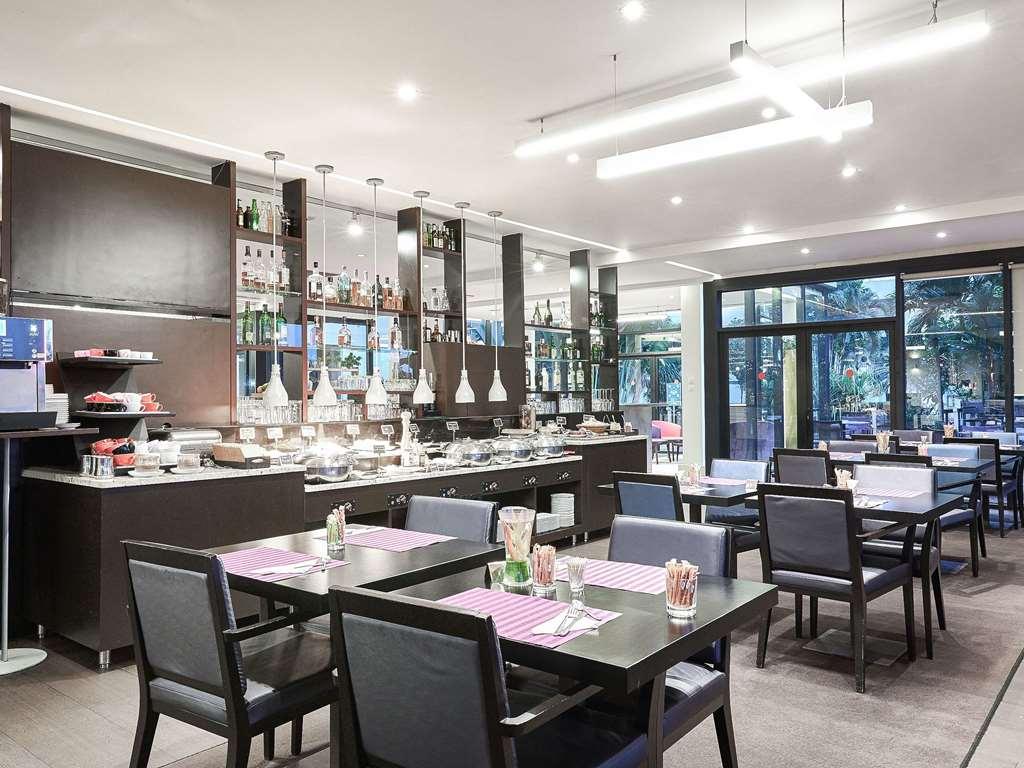 Novotel Abidjan Plateau Ресторан фото